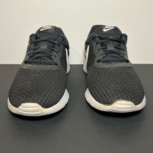Womens NIKE Tanjun Black Running Shoes / Size 7.5 - Picture 2 of 9